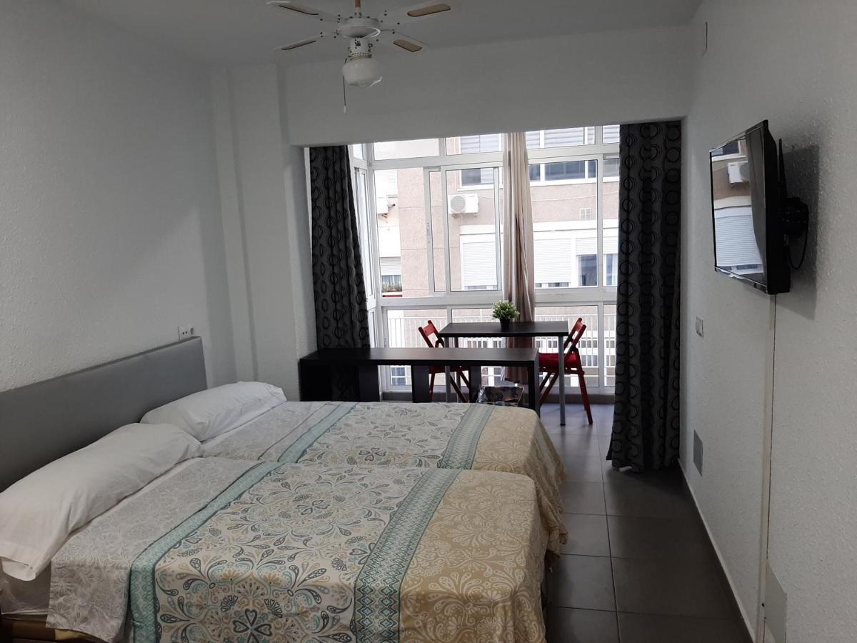 Apartamento Malaga Port Экстерьер фото