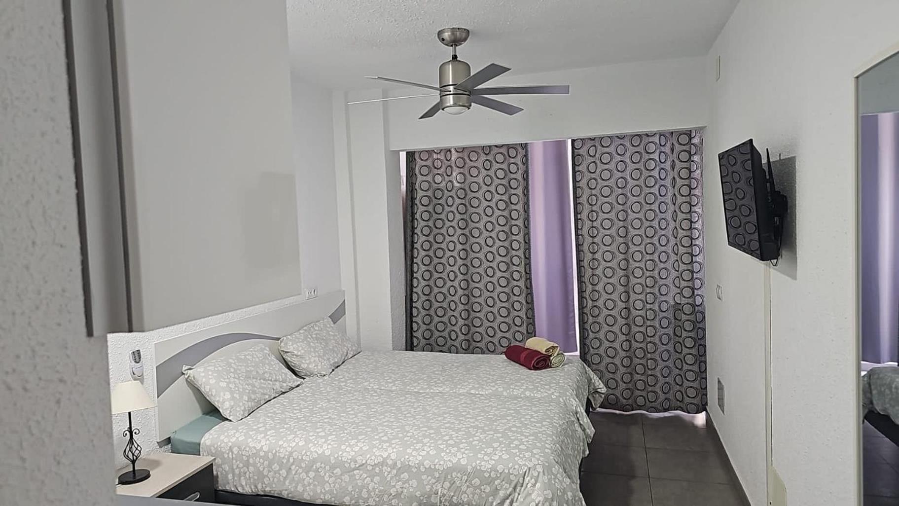 Apartamento Malaga Port Экстерьер фото
