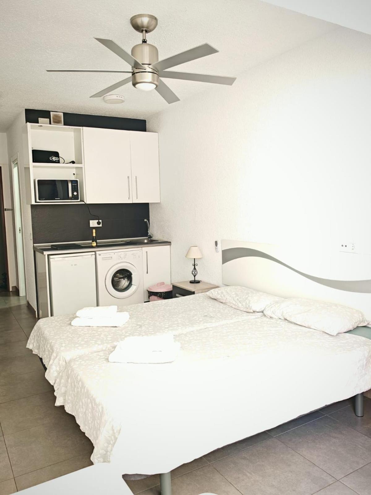 Apartamento Malaga Port Экстерьер фото